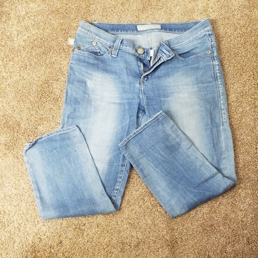 Capris